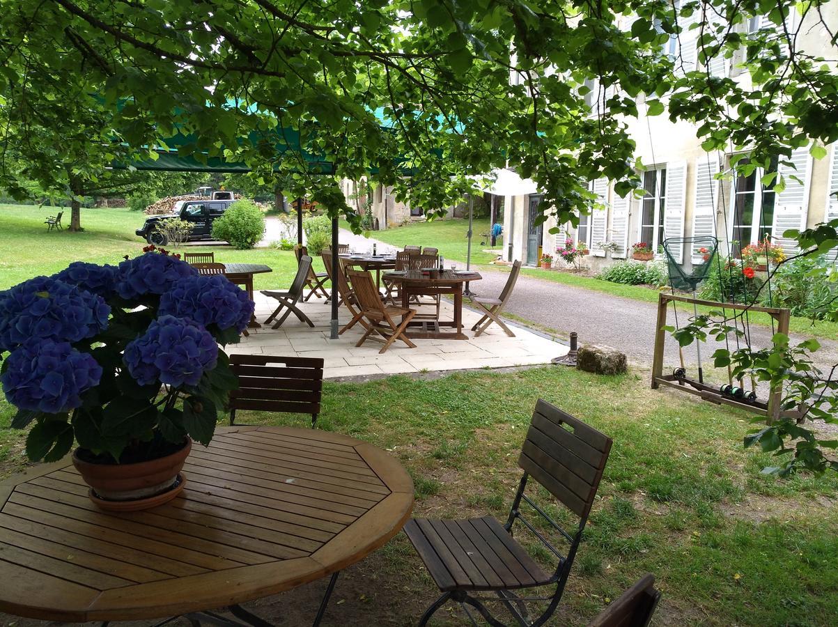 Lodge Hôtel de Sommedieue Verdun Exterior foto